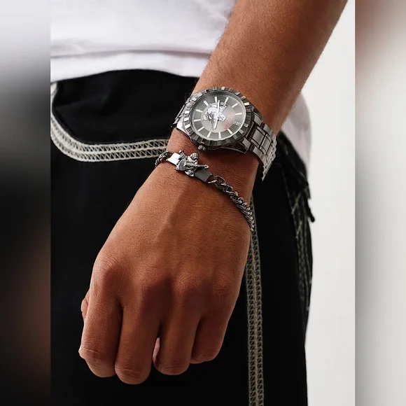 True Religion Black and Silver Watch with Bracelet Mens NEW! - Picture 5 of 6